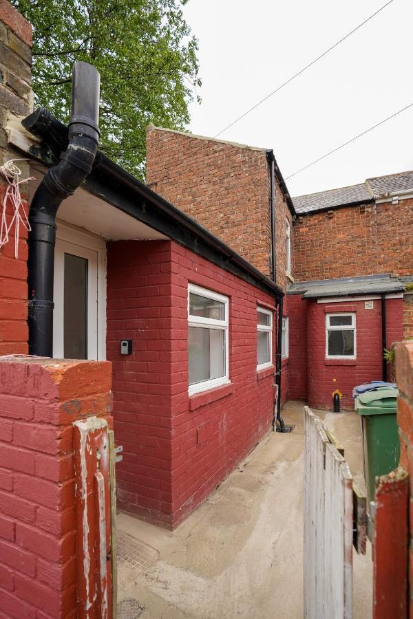 Modern And Spacious 3-Bedroom House - Free Parking, Fast Wi-Fi, Ideal For Up To 7 Guests Houghton-le-Spring Екстериор снимка